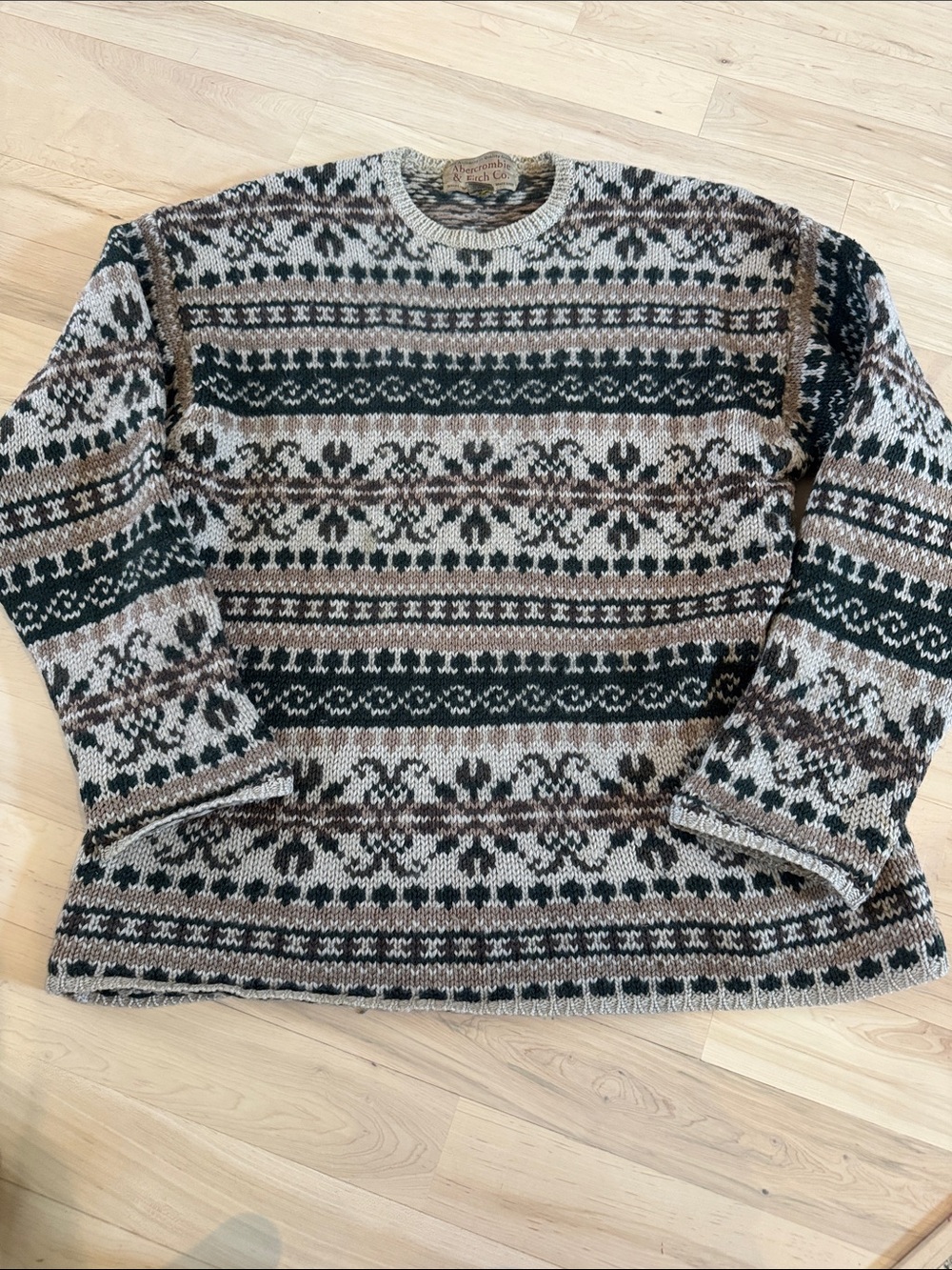 Vintage-Abercrombie & Fitch-100% Wool Fairisle Sweater